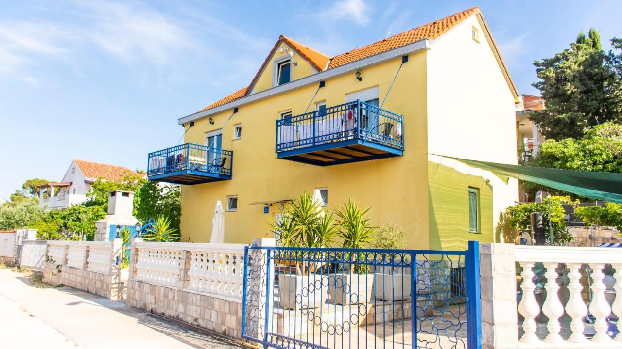 Planikovica Apartments Trogir Luaran gambar