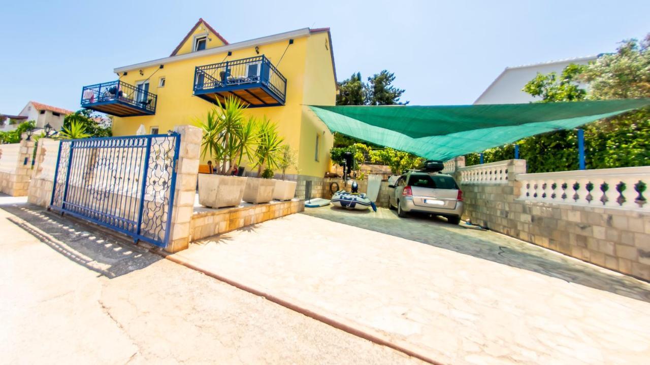 Planikovica Apartments Trogir Luaran gambar