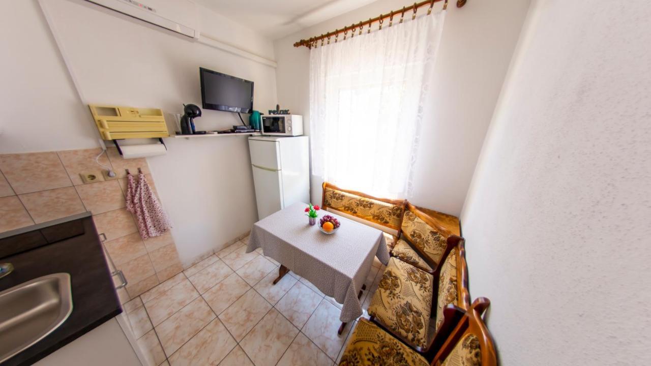 Planikovica Apartments Trogir Luaran gambar