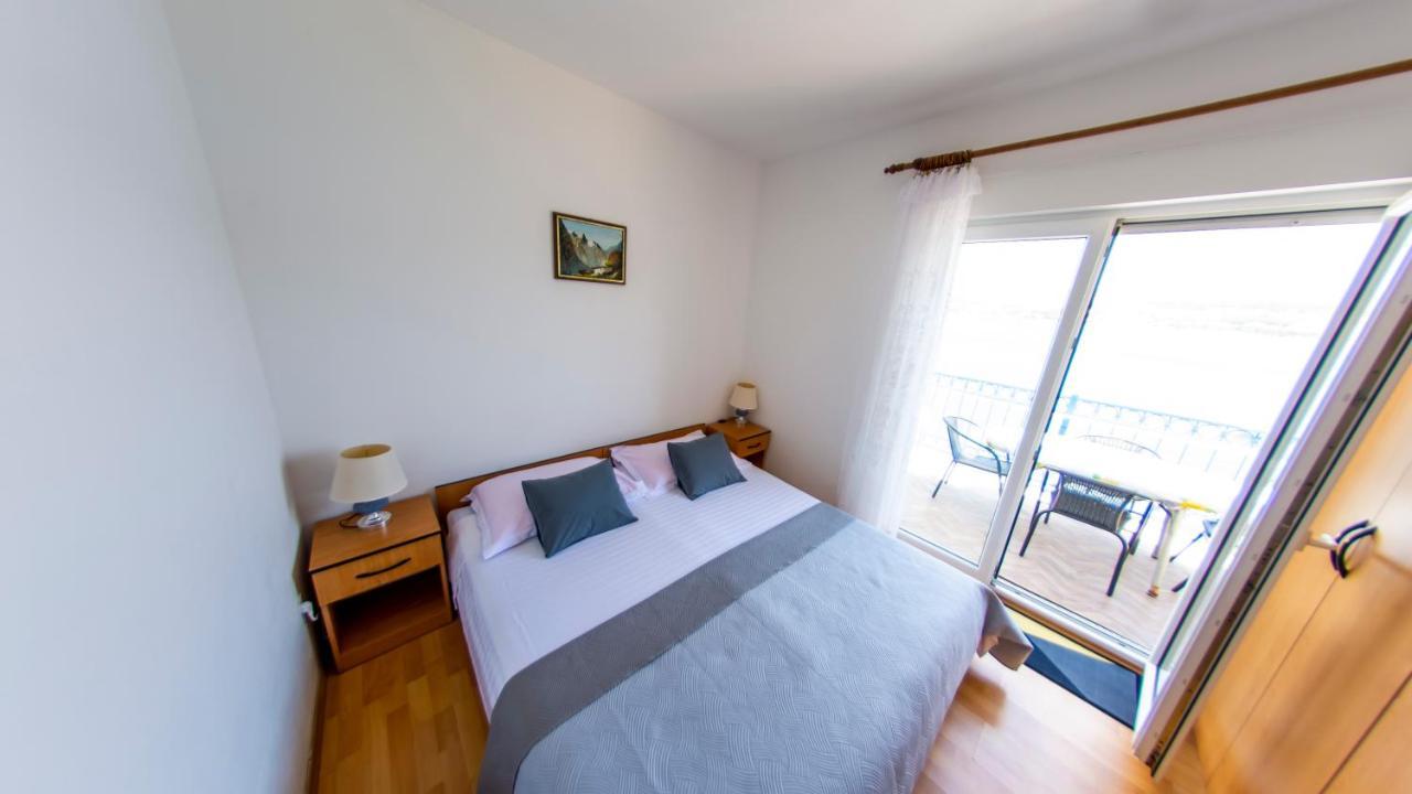 Planikovica Apartments Trogir Luaran gambar