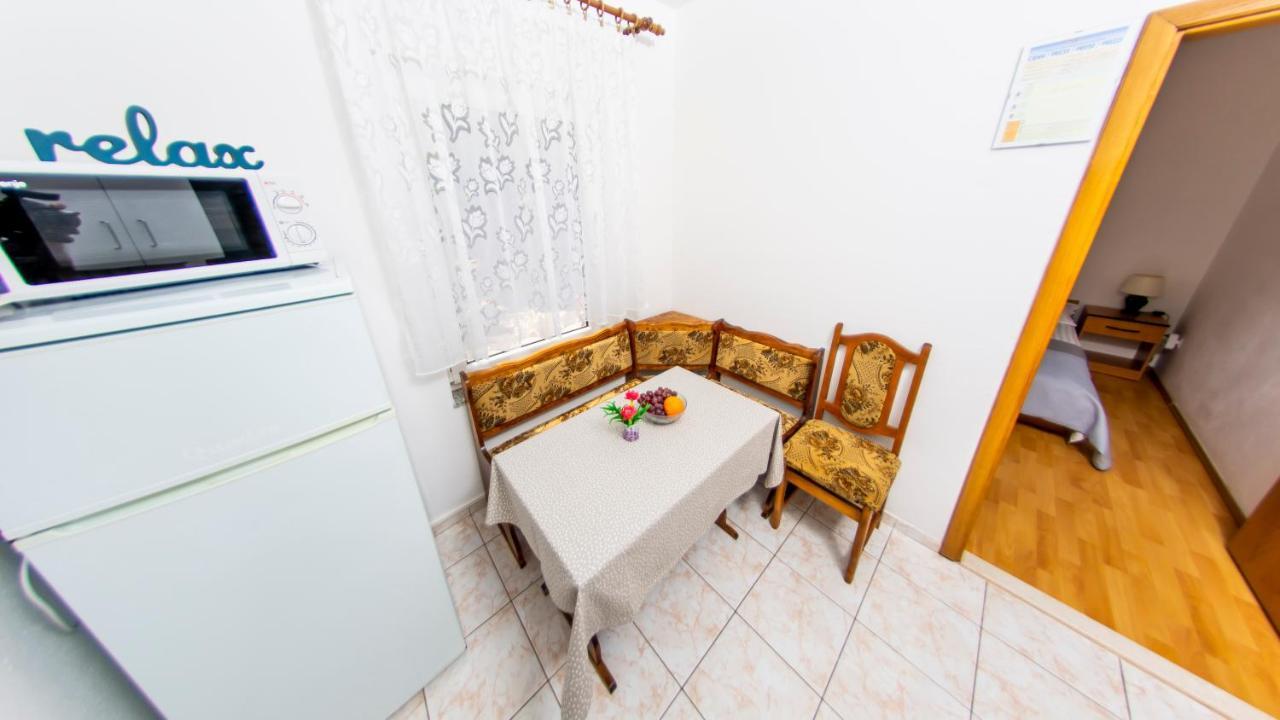 Planikovica Apartments Trogir Luaran gambar