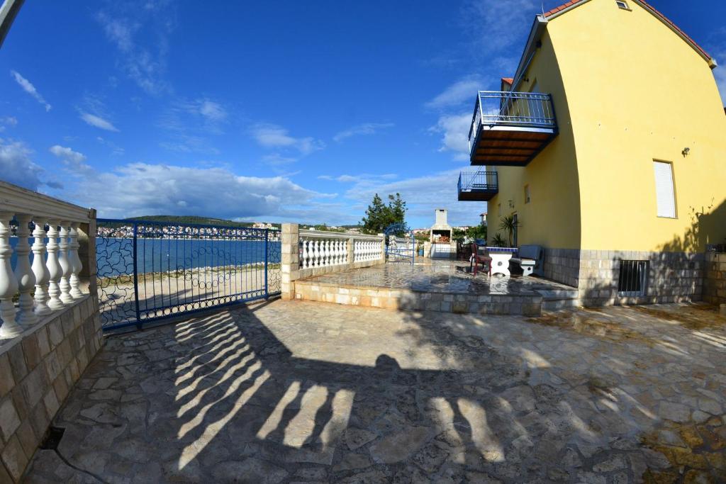 Planikovica Apartments Trogir Luaran gambar